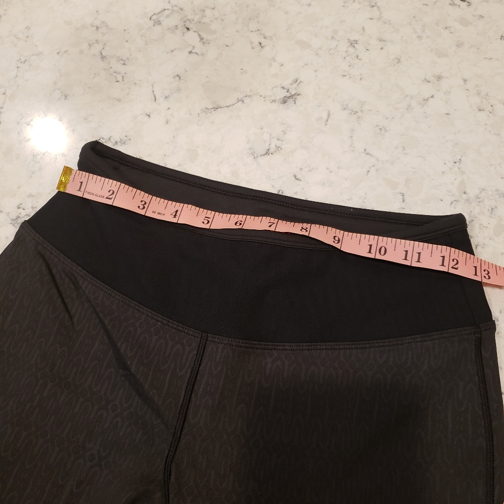 Reebok Printed Capri Leggings Small - Picture 12 of 15
